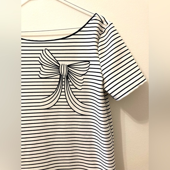 Navy striped boat neck short sleeve shirt with bow print - Picture 1 of 6